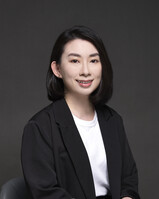 Ms CHENG Hiu, Febbie